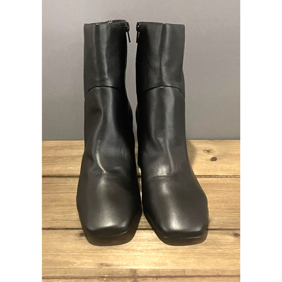 Nordstrom Rack Women's Naja Boots Size 9.5 Black Faux Leather Block Heel Zip Up - Picture 3 of 15